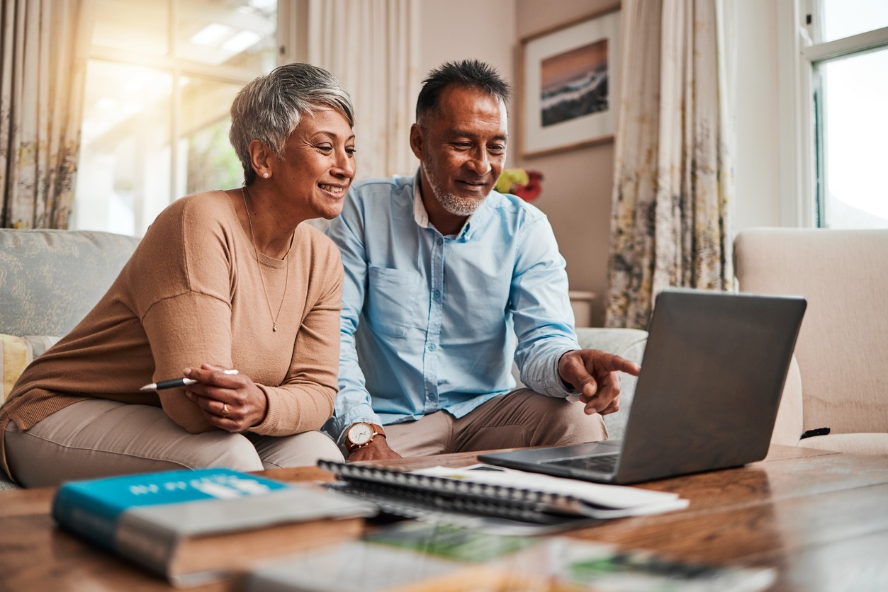 couple with computer